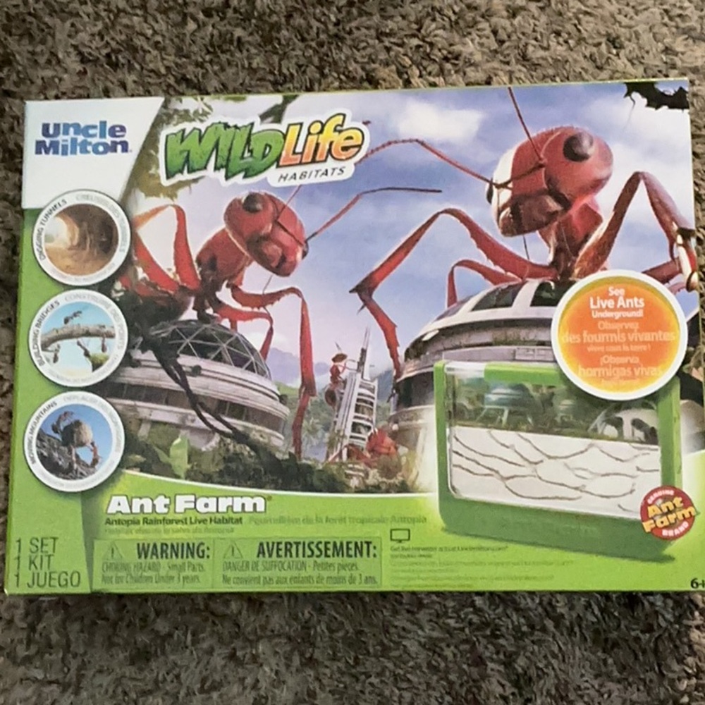 Uncle Milton Ant Farm Live Habitat